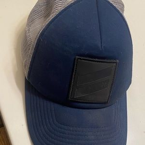 Hurley SnapBack trucker hat. EUC